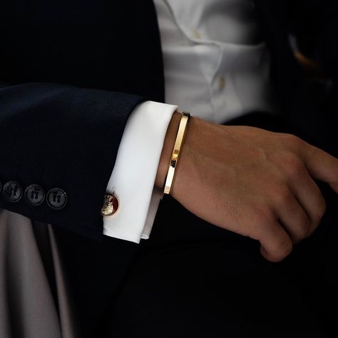 Skultuna on Instagram: “Happy Father’s Day to all Swedish dads!” Man Gold Bracelet Design, Timepiece Design, Mens Jewerly, Customised Bracelets, Formal Mens Fashion, Mens Gold Bracelets, Cuff Bangle Bracelet, Product Recommendations, Father's Day Gifts