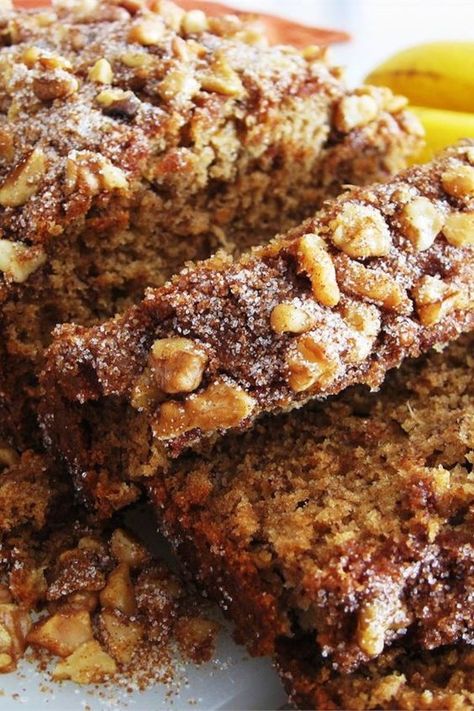 Banana Bread Recipe Uk, Maple Banana Bread, Loaf Breads, Rich Banana Bread, Easy Banana Bread Recipe, Best Banana Bread, Banana Nut Bread, Nut Bread, Banana Bread Recipe