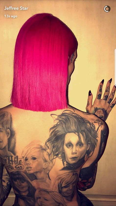 JeffreeStar ☆☆☆ (jeffreedahmer) Jeffree Star Tattoos, Edward Scissorhands, Gothic Rock, Star Tattoos, Jeffree Star, Pink Hair, Portrait Tattoo, Piercings, Tattoos