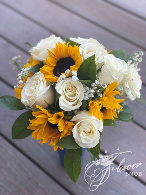 Sunflower And Roses Bouquet Wedding, White And Yellow Sunflower Bouquet, Sunflowers White Roses, Sunflower And Champagne Wedding, Sunflower Wedding Isles Decoration, Rustic Wedding Sunflowers And Roses, Wedding Bouquets Yellow And White, White Roses And Sunflower Bouquet, Sunflower Prom Bouquet