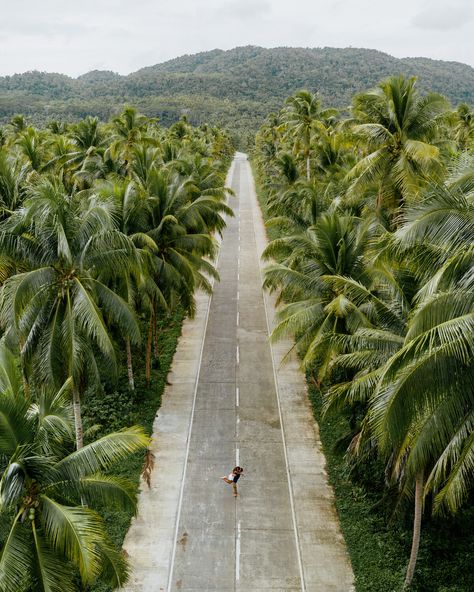 What to do in Siargao, Philippines. Siargao Travel Guide. The Best Island in the Philippines. Philippines Travel Photography, Philippines Aesthetic Vintage, Siargao Photography, Philippines Siargao, Philippines Nature, Philippines Aesthetic, Philippines Photography, Philippine Travel, Siargao Philippines