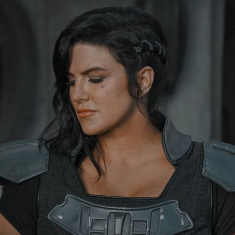 Star Trek Hairstyles Women, Cara Dune Tattoo, Women Faceclaims, Gina Carano, Cara Dune, The Mandalorian, Star Wars Characters, Cosplay Ideas, Scavenger Hunt