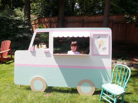 June's Ice Cream Social DIY Vintage Style Children's Ice Cream Truck Diy Ice Cream Truck, Ice Cream Parlor Party, Ice Cream Birthday Party Theme, Ice Cream Social Party, Popsicle Party, Ice Cream Stand, Ice Cream Cart, Ice Cream Birthday Party, Ice Cream Theme