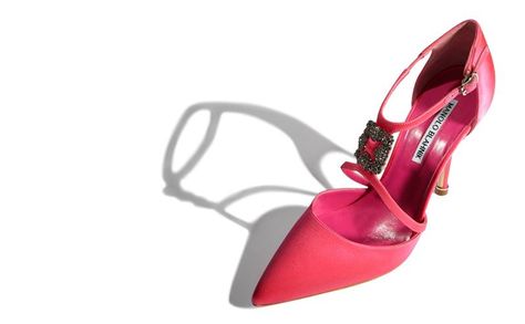 Manolo Blahnik - SENECA Store Outfits, Manolo Blahnik Hangisi, Satin Pumps, Women Essentials, Pink Satin, Manolo Blahnik, Leather Shoes, Designer Shoes, Designing Women