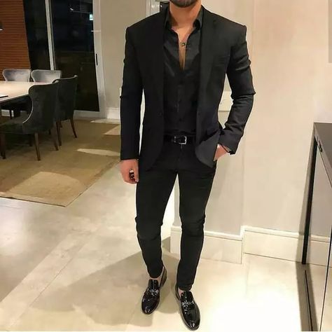 Suits Groomsmen, All Black Suit, Mens Wedding Suits, Prom Suits For Men, Man Suits, Black Outfit Men, Blazer Outfits Men, Cheap Suits, Black Suit Men