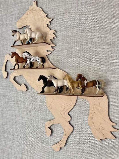 Horse Room Decor, Horse Themed Bedrooms, Horse Bedroom, Horse Room, Western Bedroom Decor, Horses Theme, Casa Country, Horse Crafts, Wooden Horse