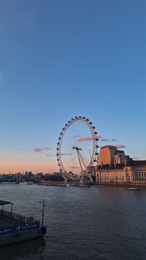 London Boy Aesthetic, London Eye Aesthetic, London Wallpaper, London Sights, Aesthetic London, London Vibes, London University, London Dreams, London Living