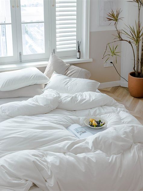 Solid Bedding, White Bed Sheets, Stylish Bedding, Bed Sheet Sizes, White Duvet, Perfect Bedding, White Duvet Covers, Stylish Beds, Bed Sets