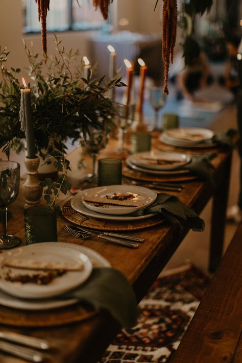 Deep Green Table Setting, Dark Orange And Green Wedding, Green And Rust Table Setting, Dark Earth Tones Wedding, Green Orange Brown Wedding, Olive Green And Bronze Wedding, Dark Wood Table Setting, Green And Orange Wedding Table, Earth Tone Table Setting