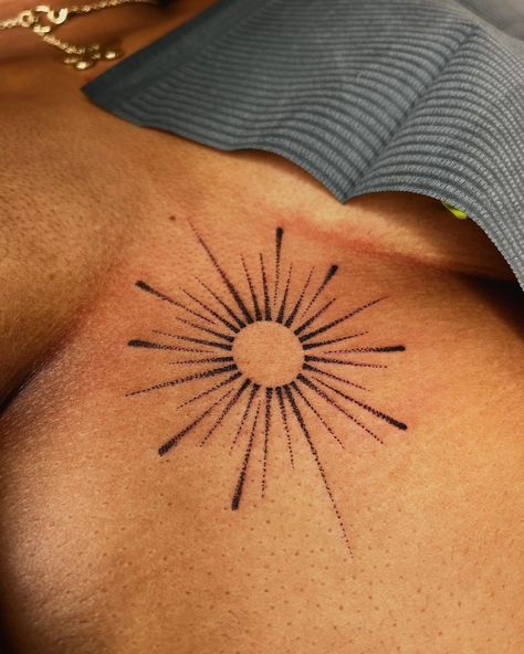 Dotwork sun for Sandra ☀️ #dotworktattoo #simpletattoo #sternum #suntattoo #poctattoo #poctattooer #femaletattooartist #tattooideas… | Instagram Upper Shoulder Tattoos, Zodiac Tattoos For Women, Keys Tattoo, Blatt Tattoos, Tattoo Main, Tattoo Spine, Earthy Tattoos, Sun Tattoo Designs, Upper Back Tattoos