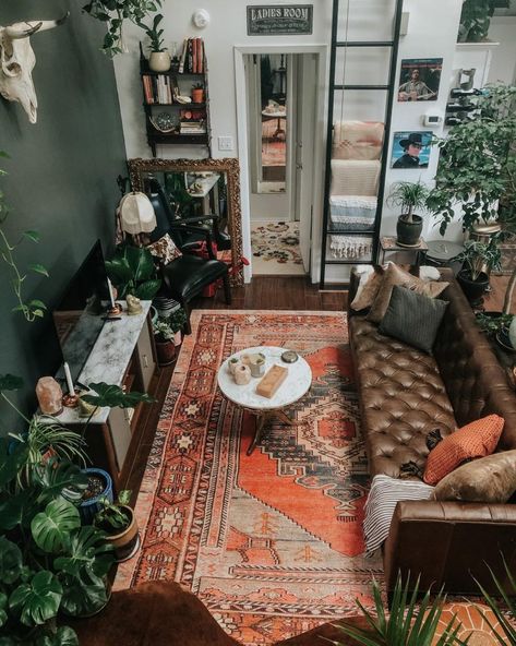 15 Rug Ideas to Inspire Every Room and Style - The Roll-Out Kitchen Plants Decor, Cozy Boho Living Room, City Living Room, Library Living Room, Hanging Bedroom, Living Room Plants, Kitchen Decor Apartment, Living Room Green, Orange And Green