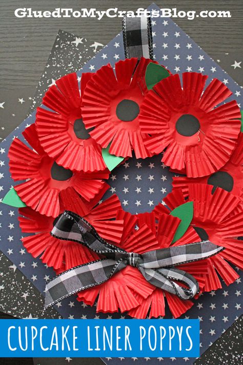 Poppy Wreath Craft, Anzac Wreath Craft, Paper Plate Poppy Craft, Cardstock Paper Crafts, Poppy Craft For Kids, Cupcake Liner Crafts, Reception Classroom, Poppy Craft, Poppy Wreath