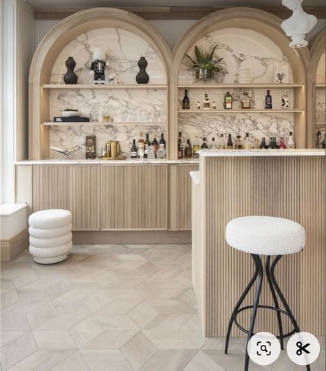 Bar Nook, Home Wet Bar, Home Bar Rooms, Modern Home Bar, Built In Bar, Home Bar Designs, Bar Room, Kitchen Cabinetry, Interior Deco