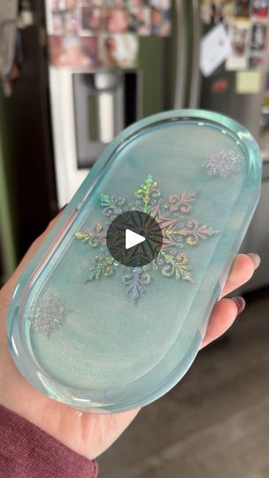 Colored Epoxy, Resin Pour, Resin Ideas, Resin Design, Resin Projects, Resin Craft, Resin Tutorial, Diy Resin Art, Winter Is Here