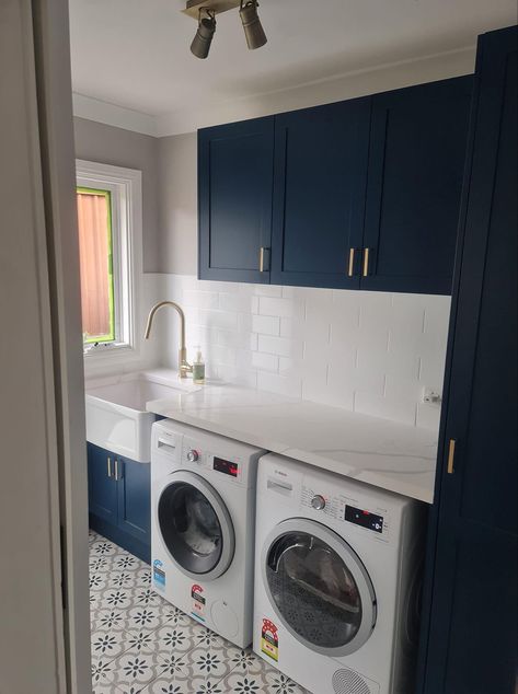 White And Navy Laundry Room, Navy Blue Utility Room, Laundry Room Entrance From Garage, Navy Utility Room, Dark Blue Laundry Room, Blue Utility Room, Kaboodle Laundry, Navy Blue Laundry Room, Navy Laundry Room