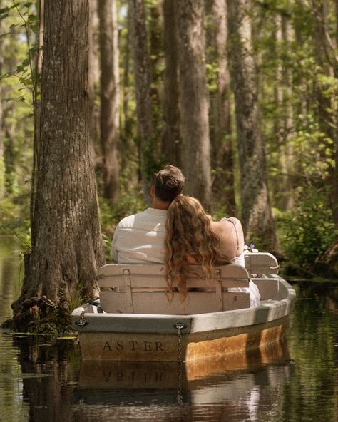 This is your sign to have your engagement session at Cypress Gardens near Charleston SC where the notebook was filmed! *Please note: I am located in Greensboro NC and do require a travel fee for sessions here* #thenotebook #cypressgardens #engagementphotos #photographer #ncphotographer #scphotographer The Notebook Inspired Wedding, Notebook Themed Engagement Photos, The Notebook Photoshoot, The Notebook Inspired Photoshoot, The Notebook Engagement Photos, The Notebook Wedding, Engagement Shoot Props, Boat Engagement Photos, Boat Engagement