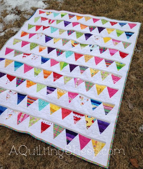 Pennant Quilt - Finish Classroom Quilt, Corn And Beans, Grandmother Quilt, Nautical Quilt, Quilt Pattern Download, Triangle Quilts, White Quilts, Cat Quilt, Triangle Quilt