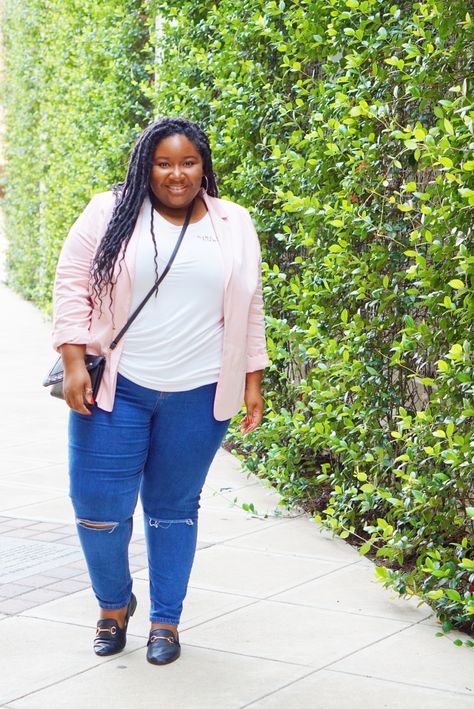 Plus Size Back to School Essentials Cute Back To School Outfits Highschool, Back To School Outfits Summer, School Outfits Summer, Back To School Outfits Highschool, Teacher Outfits High School, Outfit Ideas School, School Outfits Highschool, Famous Dress, Black Jeans Outfit