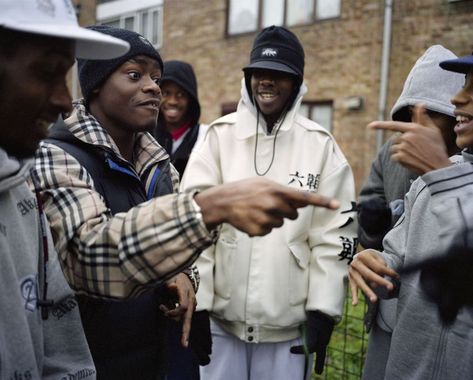 Abbey Road Studios launches the world's first awards to recognise art of music photography. Simon Wheatley, 2000s Uk, Uk Grime, Art Of Music, Uk Culture, Abbey Road Studio, Youth Club, Uk Style, Styling Photography