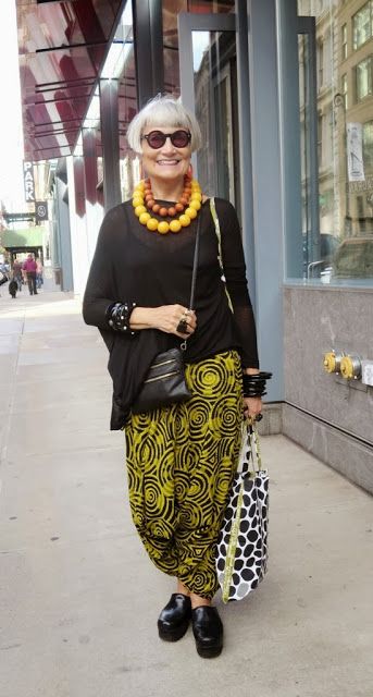 Idiosyncratic Fashionistas: Winter with a Swedish Accent: We Model Gudrun's 2014 Winter Wear Quirky Older Women, Yellow Necklace Outfit, Funky Style Outfits, Advanced Style Boho, Mode Over 50, Moda Over 50, Mode Ab 50, St Clare, Senior Style