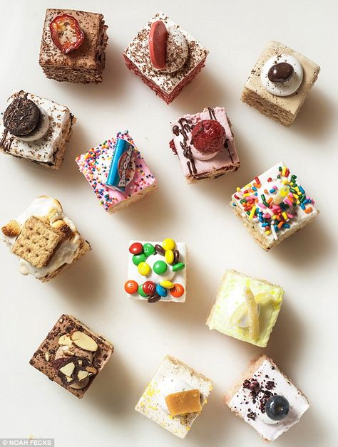 Marshmallow Photography, Cereal Squares, Marshmallow Ice Cream, Marshmallow Squares, Easter Rice Krispie Treats, Rice Treats, Flavored Marshmallows, Rice Crisps, Baked Recipes