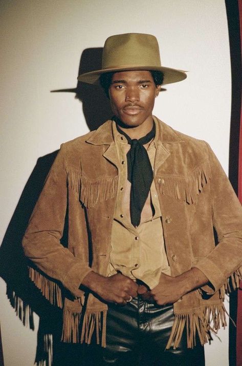 Old Western Aesthetic Outfits Men, Vintage Cowboy Outfit Men, 80s Cowboy Fashion, Queer Western Fashion, Western Aesthetic Men, Queer Cowboy Aesthetic, Urban Cowboy Aesthetic, Cowboy Reference Poses, Retro Cowboy Aesthetic