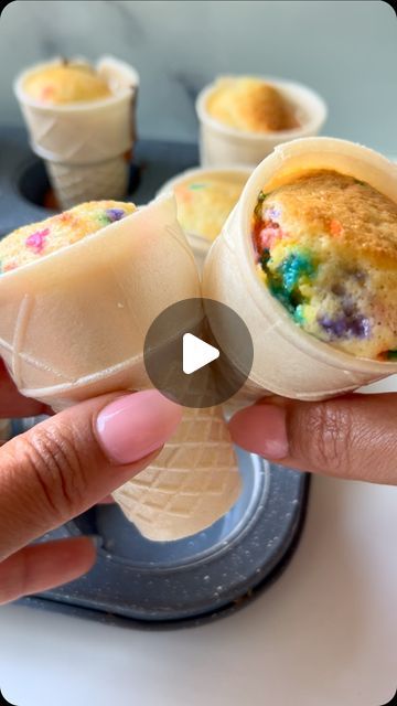 Neha Gandesha 🧸 (Snack Queen) on Instagram: "Ice cream cone cupcakes 🧁 

If you didn’t know .. you can make cupcakes in ice cream cones and they are delicious! Less mess and all edible! 

All you have to do is make your cupcake mix and pour into your cones. Pop them in a baking tray and bake until golden! (Don’t fill to the top as they rise.) 

To test if their cooked pop a chopstick in the middle- it should come out clear. 

Why not top them with frosting and a flake! 

Try this! 

 #foodhack #mummybloggeruk #londonfoodie #viral #funfood #explorepage #mumhack #kidsfood #kidsactivities #mamahood  #heatwave #summerrecipe #icecreamcake #icecream #spinkles" Ice Cream Cone Cupcakes How To Make, Cake Ice Cream Cones, Ice Cream Cone Cake Pops, Tea Cup Cupcakes, Cupcake Ice Cream Cones, Cone Cupcakes, Ice Cream Cone Cupcakes, Make Cupcakes, Ice Cream Cone Cake