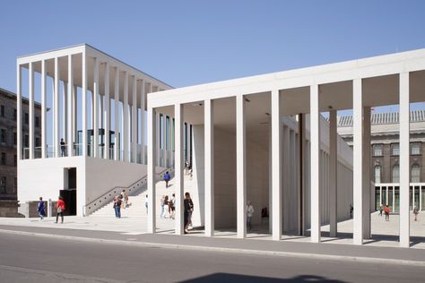 David Chipperfield Architecture, Chipperfield Architecture, Arch Building, Galleries Architecture, David Chipperfield Architects, Monumental Architecture, David Chipperfield, Famous Architects, Entrance Design