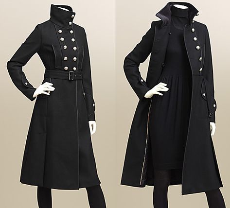 Sherlock trench coat. Awesome! :3 Vestiti Edgy, Military Coat, Drawing Clothes, Dieselpunk, Fantasy Clothing, Fantasy Fashion, Gothic Lolita, Mode Vintage, Character Outfits