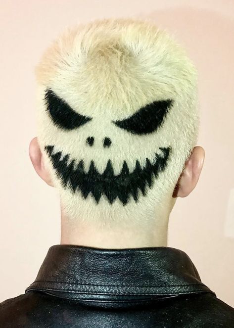 Make Up Halloween Hombre, Shaved Head Designs, Halloween Hombre, Dyed Hair Men, Buzzed Hair, Shaved Hair Designs, Make Up Halloween, Men Hair Color, Spooky Szn