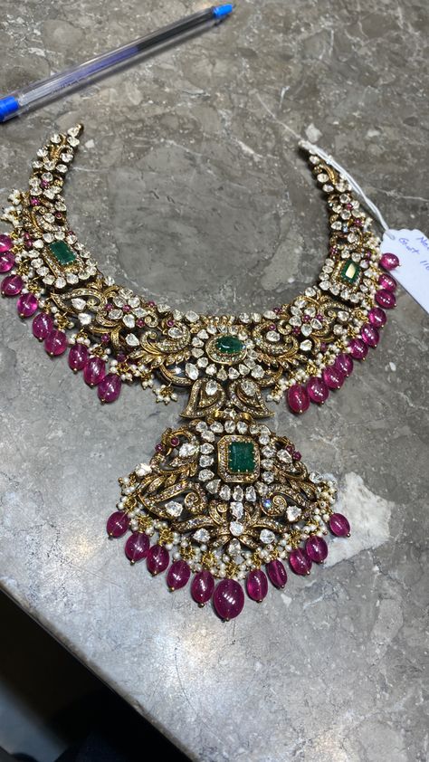 Victorian Sets, Victoria Jewellery, Premraj Shantilal Jain Jewellers, Victoria Jewelry, Victorian Jewelry Necklace, Artificial Earrings, Beaded Wedding Jewelry, Fashion Jewelry Necklaces Gold, Antique Necklaces Design