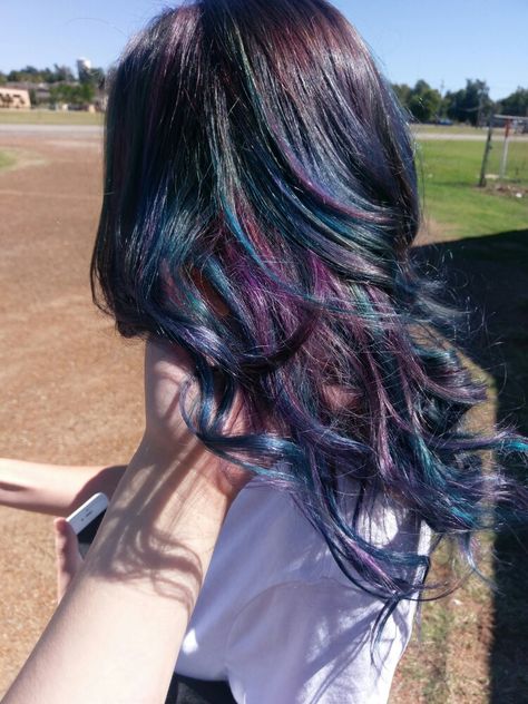 Blue Hair With Purple Streaks, Brown Purple Blue Hair, Blue And Purple Hair With Bangs, Blue Purple Brown Hair, Dark Blue And Purple Hair Highlights, Blue And Pink Highlights In Brown Hair, Dark Blue And Dark Purple Hair, Blue Highlighted Hair, Bubble Technique Hair Color