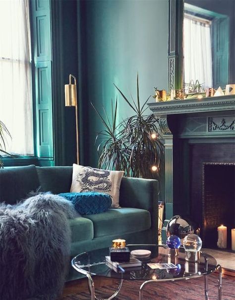 Turquoise Room, Interior Design Advice, Canapé Design, Trendy Living Rooms, Living Room Green, Style At Home, Home Design Decor, Apartment Living Room, New Wall