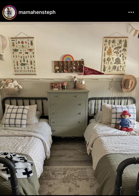 2 Twin Size Beds In One Room, Guest Room 2 Beds, Kids Bedroom Two Beds, Kids Room Two Twin Beds, Grandchild Bedroom Ideas, Boys Room 2 Twin Beds, Grandkids Room At Grandmas, Shared Bedroom Layout, Grandkids Bedroom At Grandmas