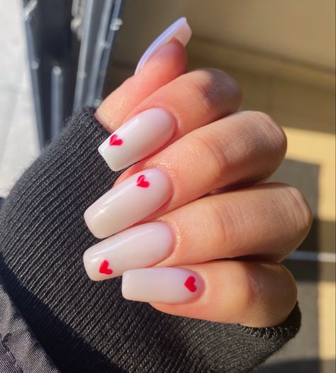 Acrylic Nails With White Base, Milky White With Hearts Nails, Valentines Day Nails Milky White, Milky Valentines Nails, Nails With Milky White Base, White Based Nails, Milky Nails With Hearts, Milky Base Nails, Milky White Nails With Heart