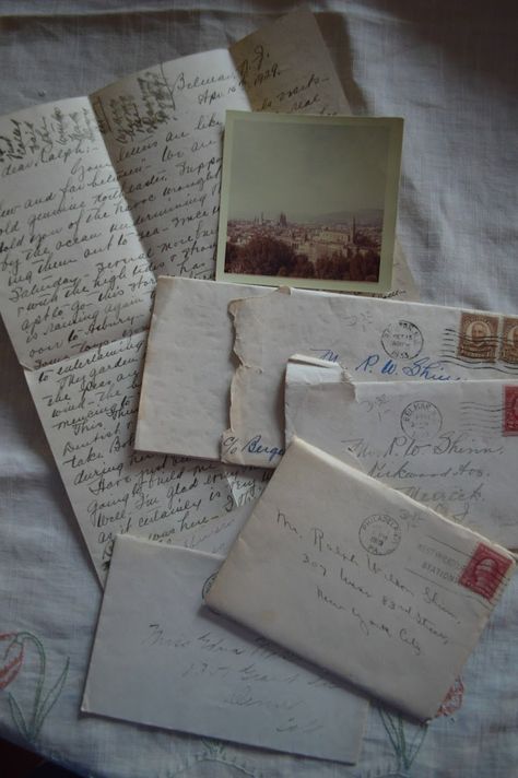 Handwritten Letter Aesthetic, Old Letters, Aesthetic Letters, Pen Pal Letters, Handwritten Letters, Old Love, Vintage Lettering, London United Kingdom, Mail Letters