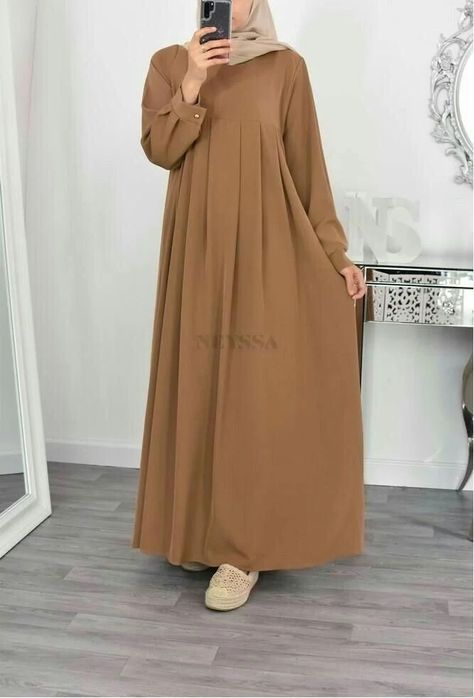 Abaya Dress Design, Burqa Design, Simple Abaya Designs, Arabic Abaya, Latest Abaya, Simple Abaya, Islamic Fashion Dresses, Moslem Fashion, Abaya Design