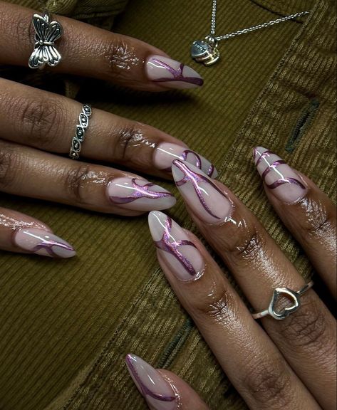 Purple Chrome Nails, Almond Nails Pink, Wife Nails, Purple Ombre Nails, Nails Collection, Pink Chrome Nails, Nails Chrome, Chrome Nail Art, Chrome Nails Designs