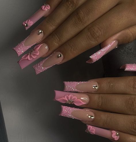 Pretty Birthday Nails Pink, Glittery Nail Ideas Acrylic, Cute Birthday Nail Sets, Long Nail French Tip Designs, Pink Nails Ideas Long, Sweet 15 Nail Designs, Birthday Nail Set Ideas Coffin, Pink Nail Designs Prom, Gem Birthday Nails