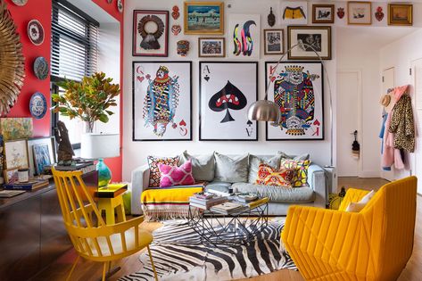 Maximalist Apartment, Estilo Kitsch, Maximalist Interior, Colorful Apartment, Milan Furniture, Apartment Decoration, Pez Dispensers, Colourful Living Room, Maximalist Decor