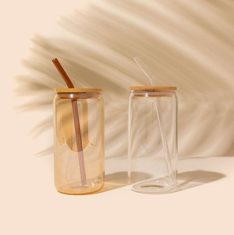 Glass Tumbler with Straw for Iced Coffee Beer Soda Drink Cups With Straws, Glass Cup With Bamboo Lid, Aesthetic Glass, Clear Glass Tumbler, Coffee Cup With Lid, Trendy Water Bottles, Clear Cups, Smoothie Cup, Glass Coffee Cups