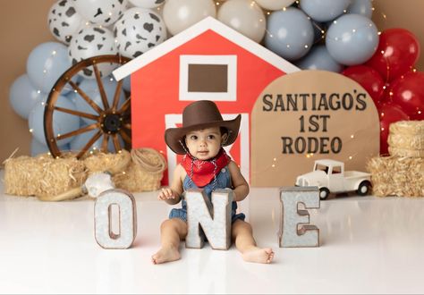 Cowboy cake smash. Farm cake smash Farm Theme Cake Smash Photo Shoot, One Year Old Farm Photo Shoot, First Rodeo Birthday Photoshoot, Cowboy First Birthday Cake, Farm Baby Photoshoot, First Rodeo Cake Smash, Western Cake Smash, Rodeo Cake Smash, Cowboy Smash Cake