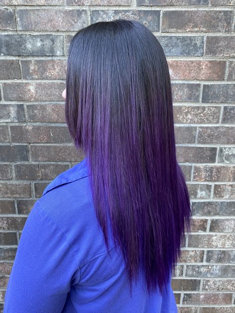 Dark into Purple ombre hair Brown To Purple Ombre Hair Straight, Black Hair Purple Tips, Black Hair With Purple Ends, Dark Purple Hair With Black, Purple Hair On Brown Hair, Dark Purple Ombre Hair, Brown To Purple Ombre Hair, Purple Hair Ends, Black To Purple Ombre Hair