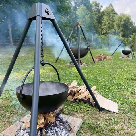 Hanging Fire Pit, Cowboy Cauldron, Cowboy Fire Pit, Aesthetic Backyard, Backyard Aesthetic, Outdoor Fire Pit Seating, Portable Fire Pit, Outdoor Brunch, Fire Pit Cooking