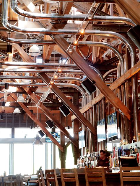 Brewery Interior Design, Brewery Interior, Brewery Bar, Ny Pizza, Interior Ceiling, St Denis, Beer Store, Copper Mountain, German Beer Steins