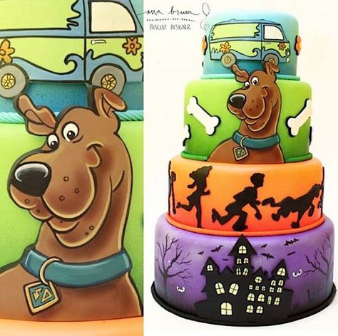 Cake Wrecks Scooby Doo Birthday Cake, Scooby Doo Birthday, Scooby Doo Cake, Bats Flying, Bat Flying, Cake Wrecks, Spooky Movies, Halloween Sweets, Tim Burton Movie