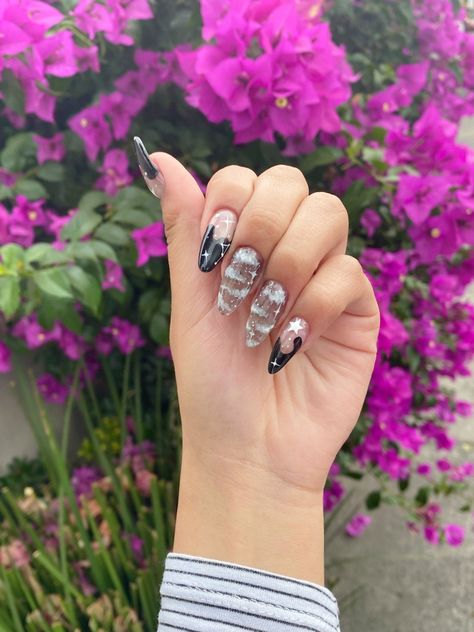 Black Cloud Nails, Cloud Nails, Hot Nail Designs, Multicolored Nails, Black Nail, Nails Black, Cat Kuku, Ideas Nails, Hot Nails