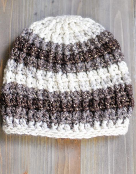 Crochet Hat Easy, Basic Crochet Hat, Beanie Ideas, Slouch Hat Crochet Pattern, Free Crochet Hat Patterns, Bulky Crochet, Bulky Yarn Crochet, Crochet Bun Hat, Slouchy Hat Crochet Pattern