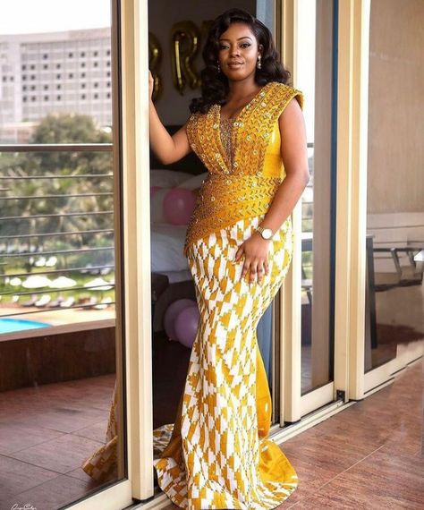 kente styles for engagement Ghana 2021 Engagement Dress Ghana, Kente Dress Styles For Engagement, Lace Engagement Dress, Kente Styles For Engagement, Kente Dress Styles, African Bridal Dress, African Traditional Wedding Dress, Kente Dress, Traditional Wedding Attire