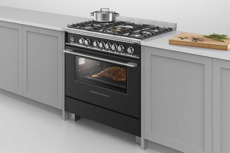 Fisher & Paykel are doing freestanding cookers now! Freestanding Cooker In Kitchen, Fisher And Paykel Range, Fisher And Paykel Double Oven, Freestanding Electric Oven, Clean Stove Burners, How To Clean Burners, Freestanding Oven, Gas Stove Burner, Clean Stove Top